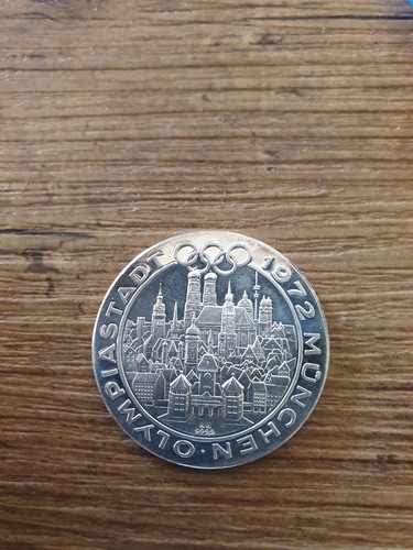 Medaille silber olympiastadt - medaille,